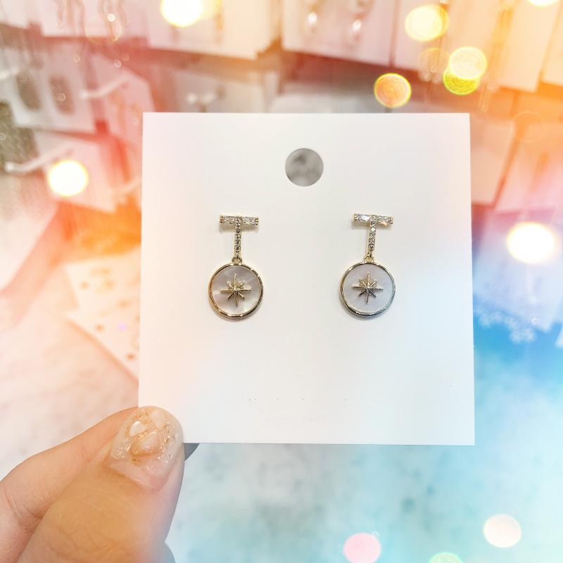

Shell Earrings 925 Silver Zircon Stud Earrings-Style Temperament Fashion Tassel