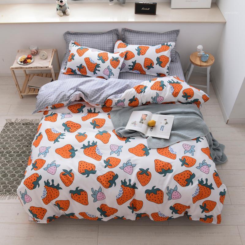 

Delicious Strawberry Good Polyester Fabric Duvet Cover Set Flat Sheet Pillow Cases 3/4Pc  Full Queen King Size Bedding Sets1, Xp19121