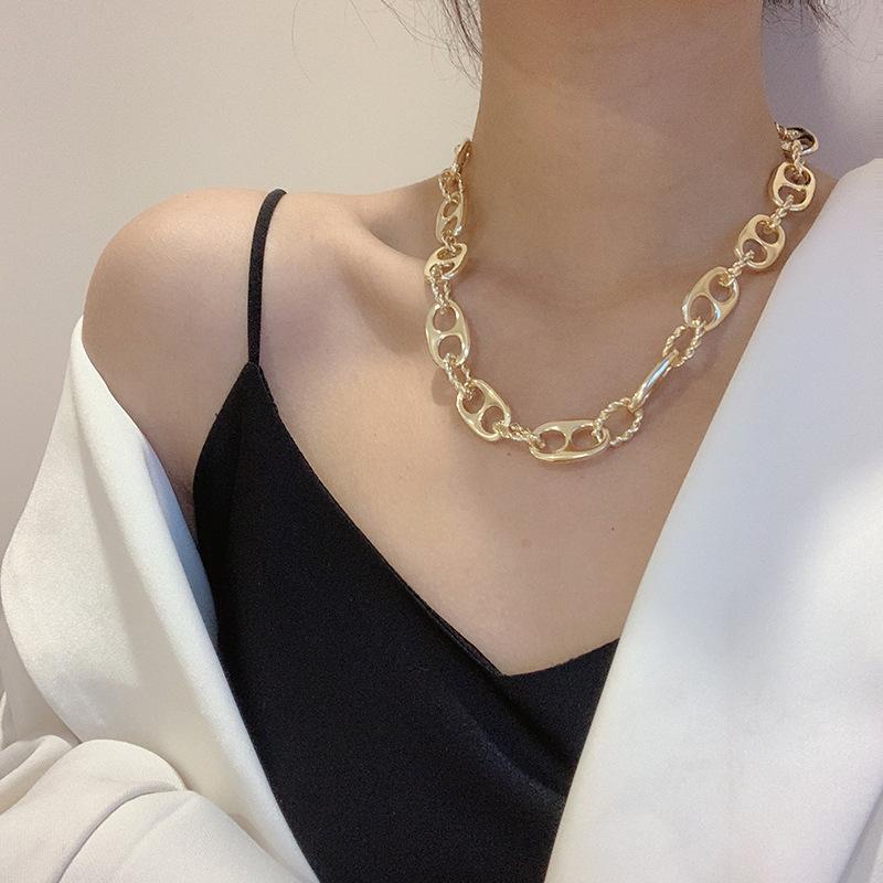

Lifefontier Punk Hip Hop Curb Cuban Thick Chain Choker Necklace Chunky Collar Short Necklace for Women Statement Party Jewelry