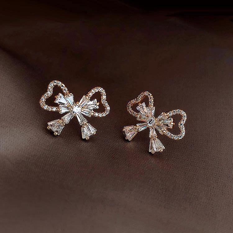 

Temperamental Delicate Gold Color Bow Women Stud Earrings Wedding Dancing Party Daily Wear New Trendy Jewelry Classic