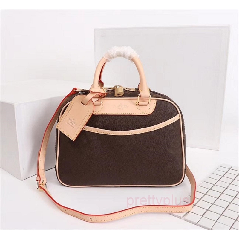 

Designer Luxury Handbags Purses BOWLING VANITY Bag Women Brand Tote Flower Cosmetic Bag Real Leather Shoulder Bags, M42228