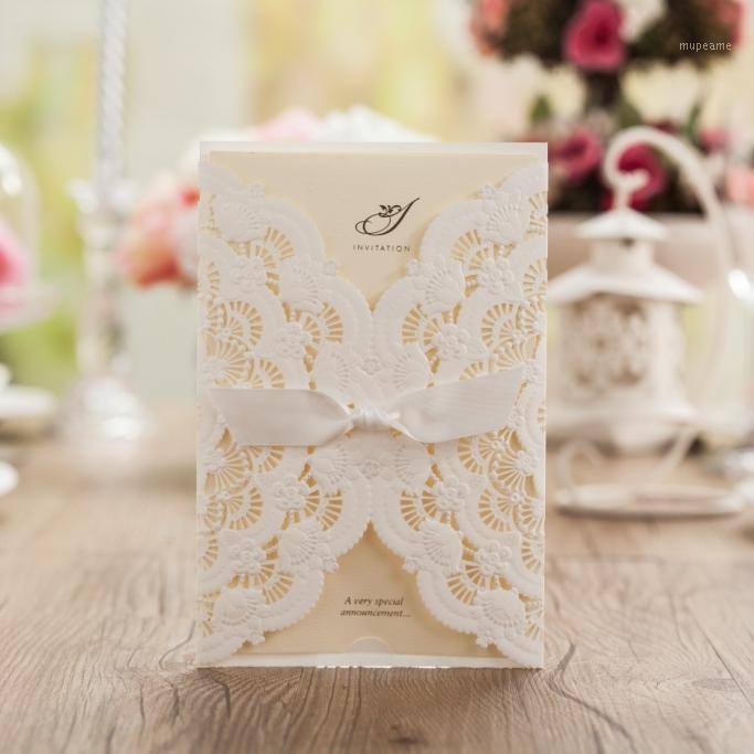 

Wholesale-New arrival Laser Cut Wedding invitations Cards+1 Card+1 Envelope+1 Seals CW51111