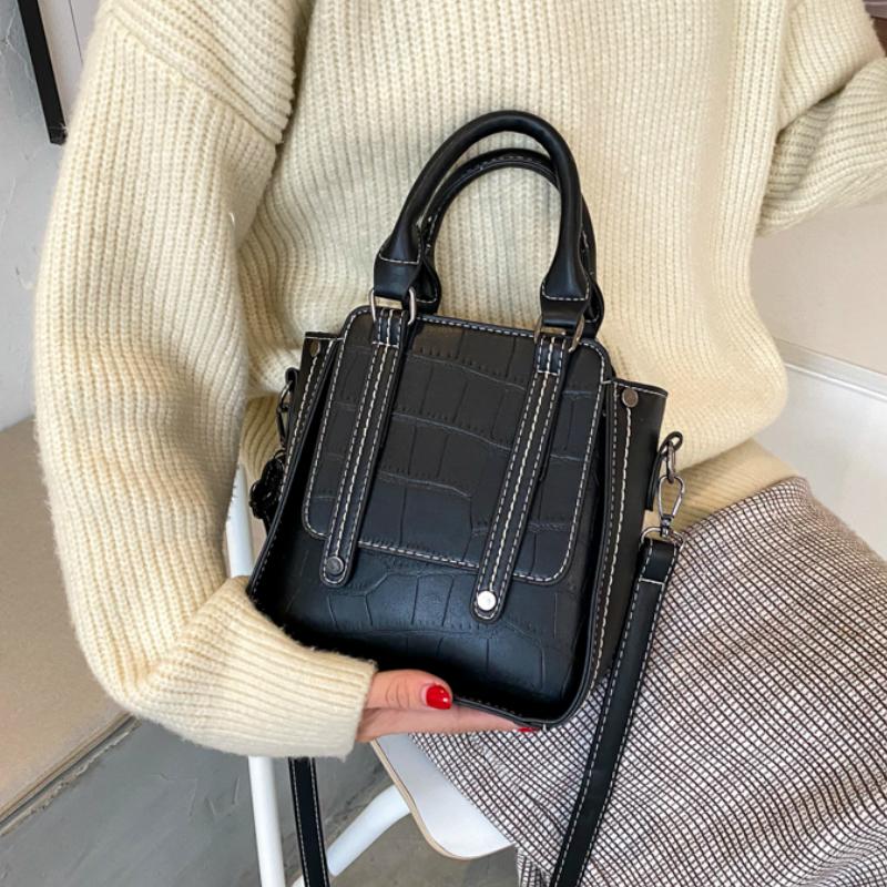 

PU Leather Chain Design Crossbody Bags Women Small Handbag Small Bag Sac A Main Femme Hand Bag Ladies Designer, Beige