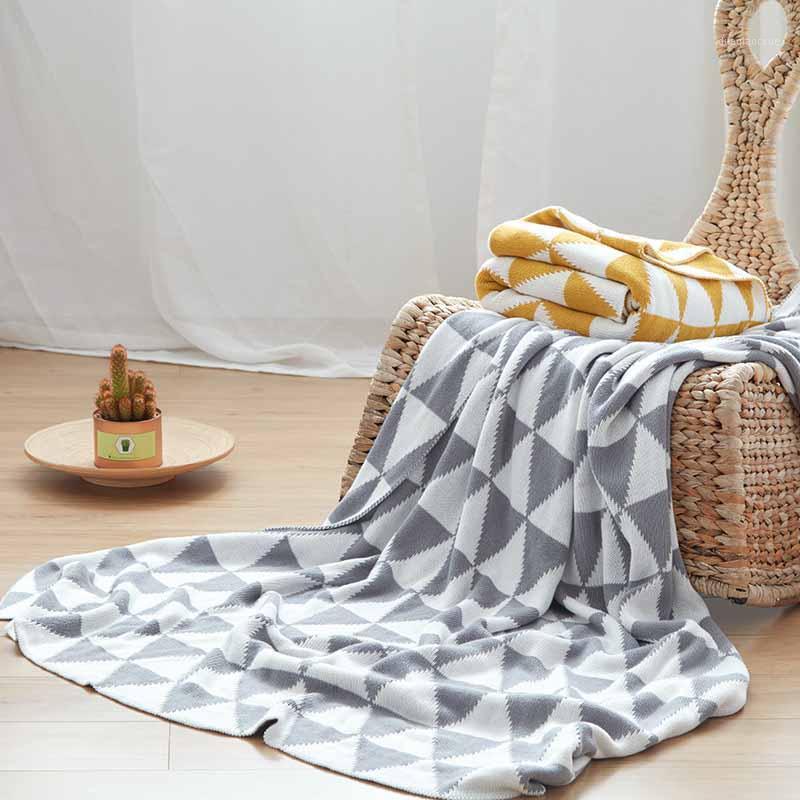 

Geometric Couch Bedding Blanket Cover Chaise Longue Armchair Plaid Bedspread Baby Sleeper Wraps Comforter1