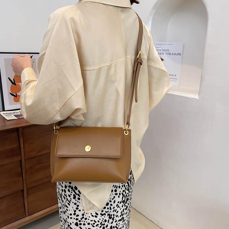 

Korean Version Retro Solid Color Simple Ladies Shoulder Bag 2021 New PU Leather Fashion All-match Girl Diagonal Bag Black Brown, Beige