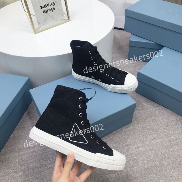 

2021the new Woman Patent Leather Dress Wedding Shoes Ladies sexy High-heeled Shoes Ankle Strap Pumps Metal fashion heel ht201117, 01