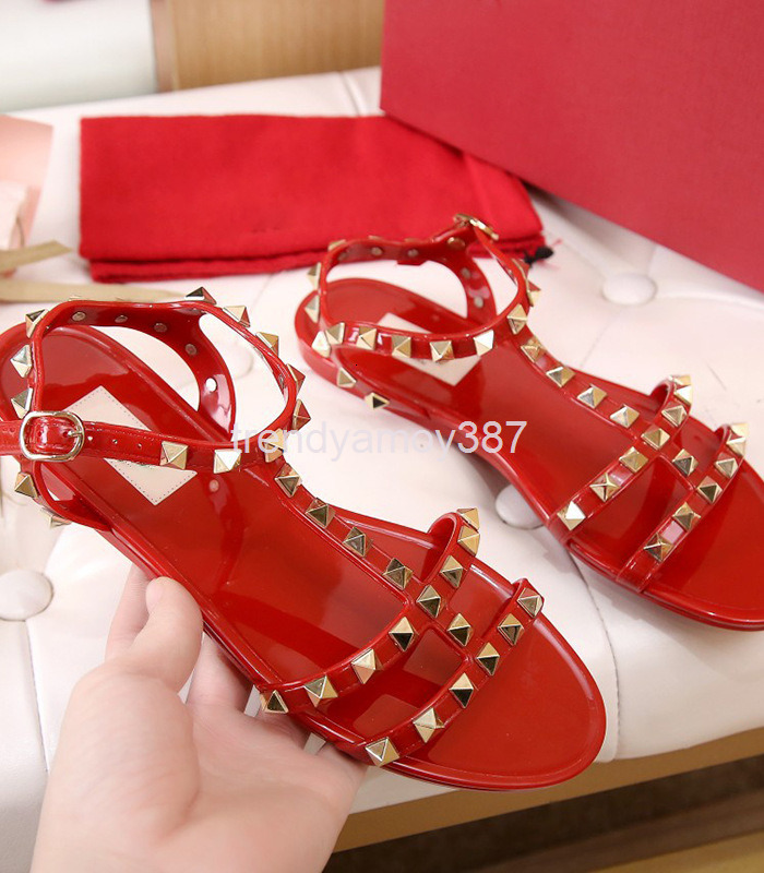 Slippers V family sandals women's summer willow nail temperament, casual open toe flat bottom Roman holiday