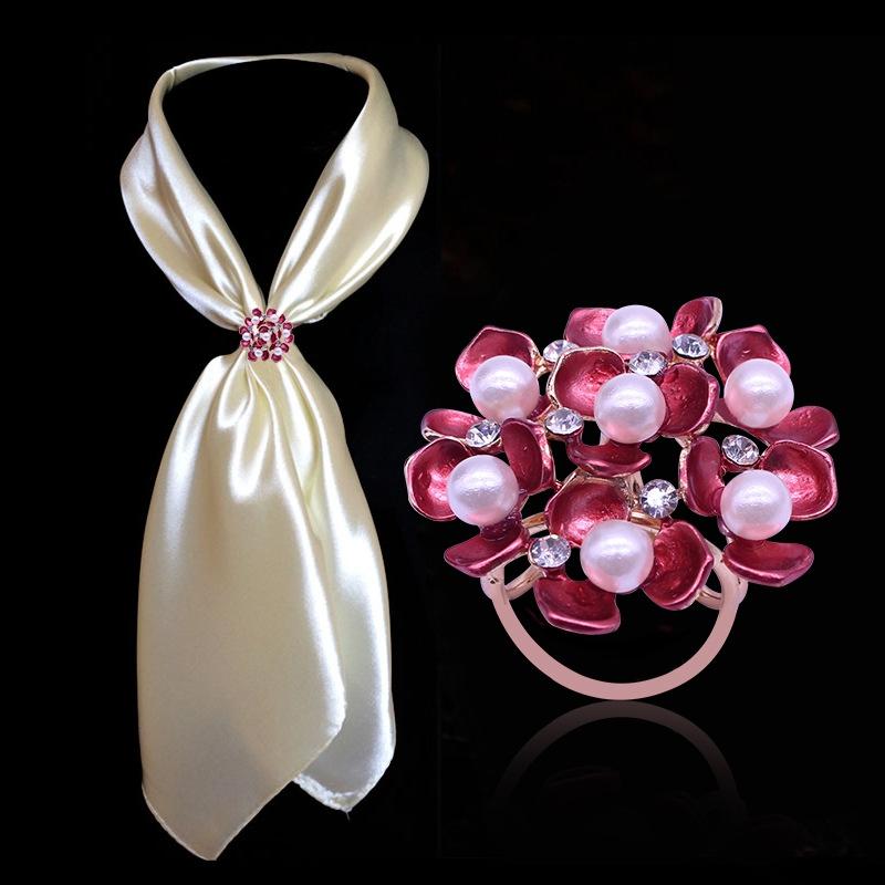 

Pearl Flower Silk Scarf Buckle Jewelry Accessories Shawl Ring Clip Tricyclic Brooch Pins Luxurious Simple Women Girl Party Gifts