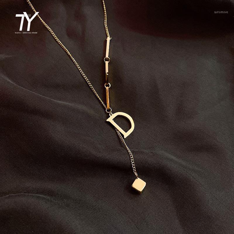 

2020 new classic titanium steel D letter pendant Necklace for woman fashion jewelry autumn sweater chain girl's neck chain1