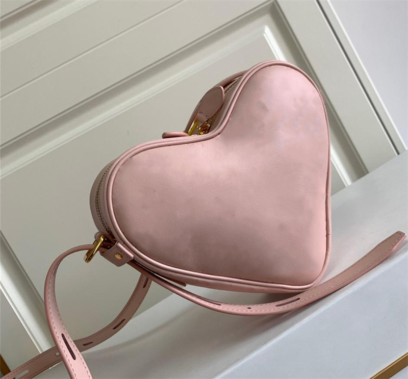 2021Jeti sur Coeur Mini Sac Dessinger Coeur rouge Sac à main en cuir de veau Femmes en toile en relief Embarcadère de soirée