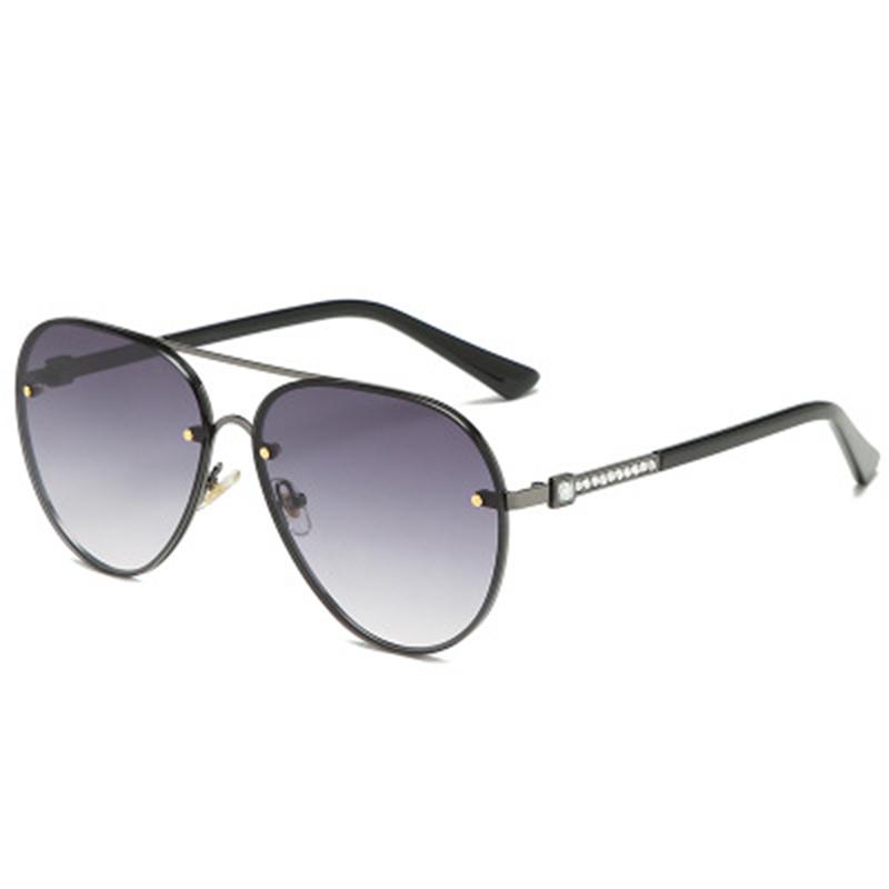

High End Big Rhinestone Frame Outdoor Fashion Diamond Sunglasses Crystal
