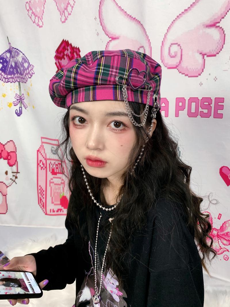 

Berets Girl Metal Chain Detachable Plaided Beret Sweet Cool Harajuku Headdress, Rose red 58-60cm