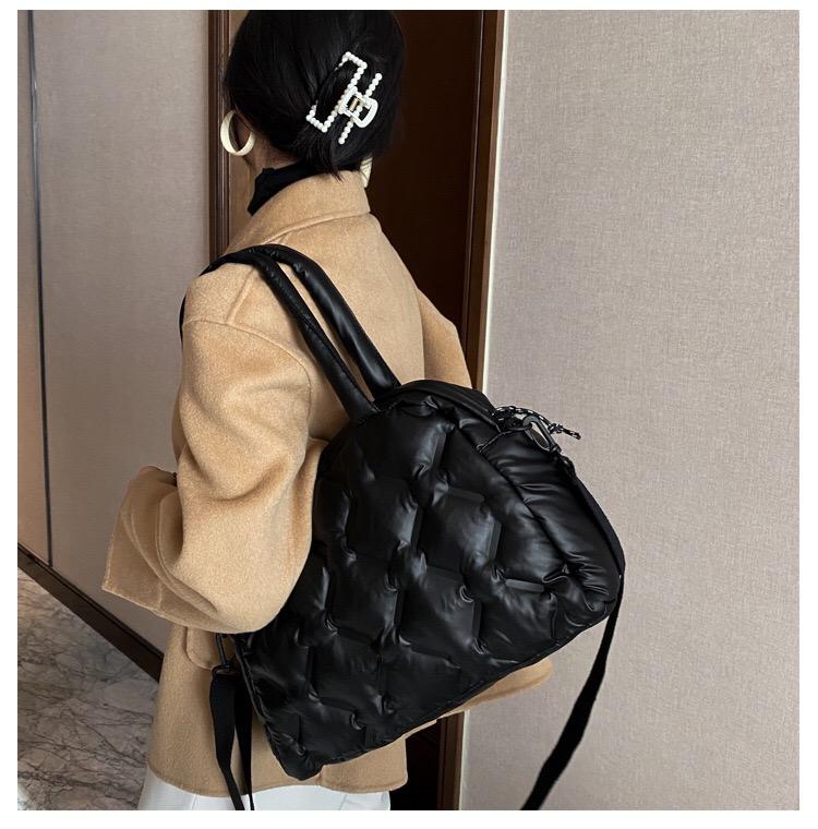 

New Light High Capacity Handbags 2021 Winter Designer Luxury Ladies Crossbody Shoulder Bag Black Leather Cross Bag