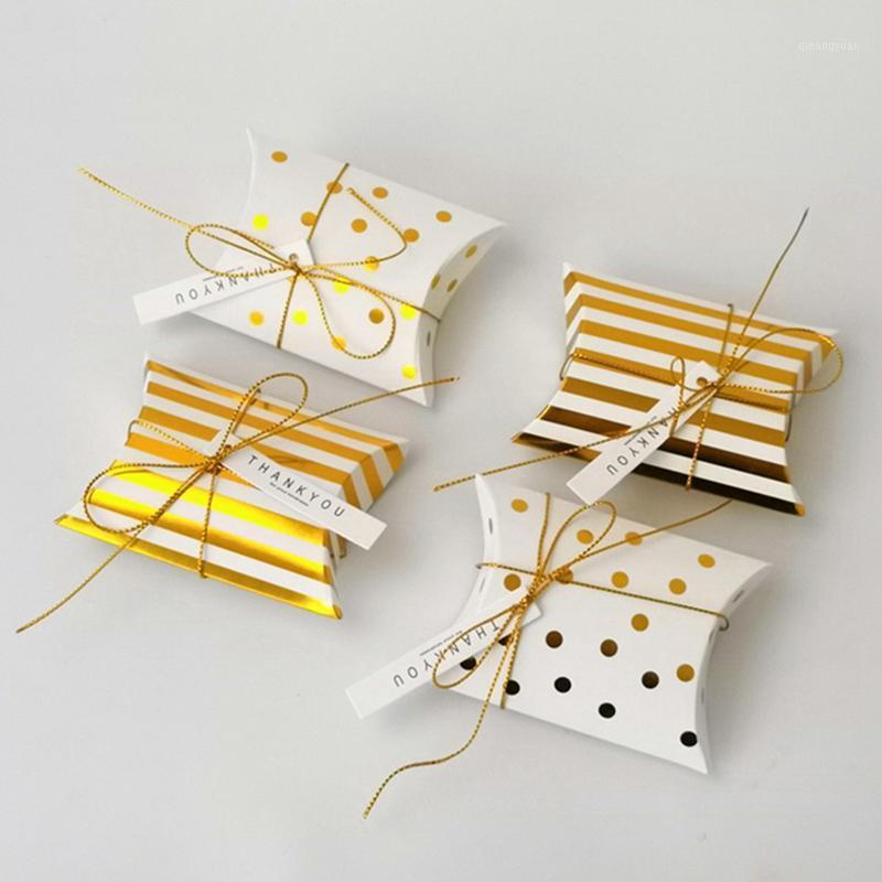 

10 Pcs Creative Gold Foil Candy Box European Style New Pillow Box Hot Silver Pillow Packing Carton Gift Boxes Wedding Decoration1