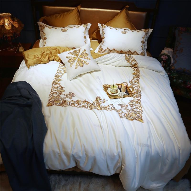 

New Luxury White Black Blue Red Egyptian Cotton Bedding Set Linen Sheet Gold Fitted Duvet Embroidery Bed Cover Pillowcases Crown