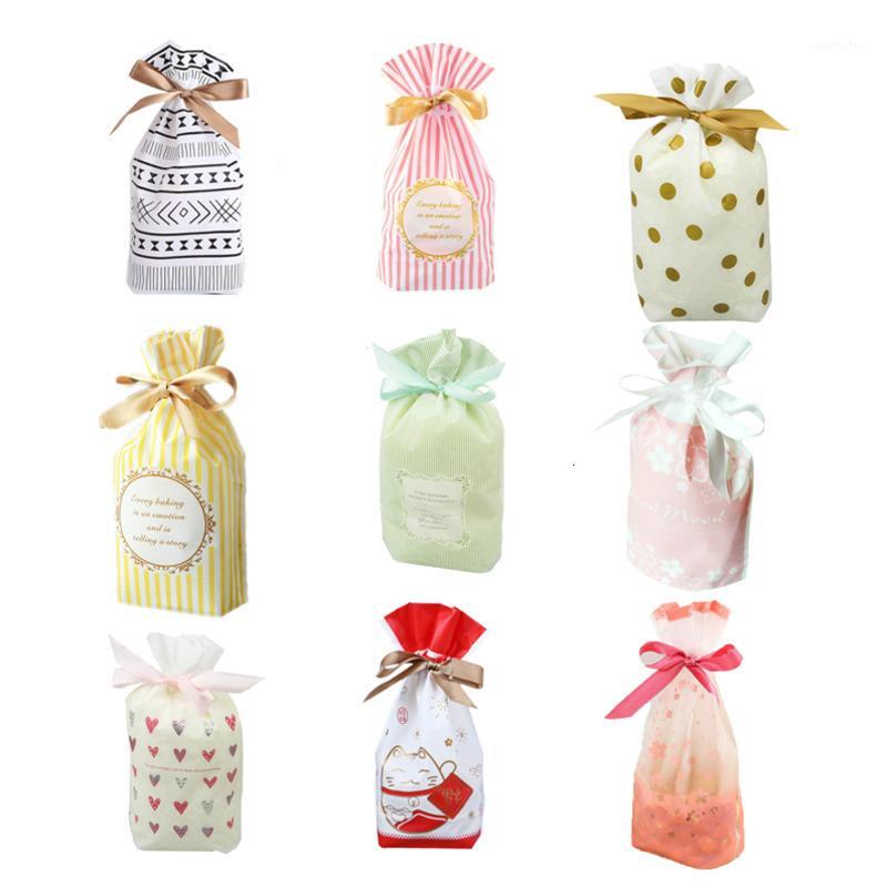 

10pcs Christmas Gift Bags With Ribbon Snack Biscuit Baking Package Wedding Birthday New Year Candy Cookies Party Decoration Hot1