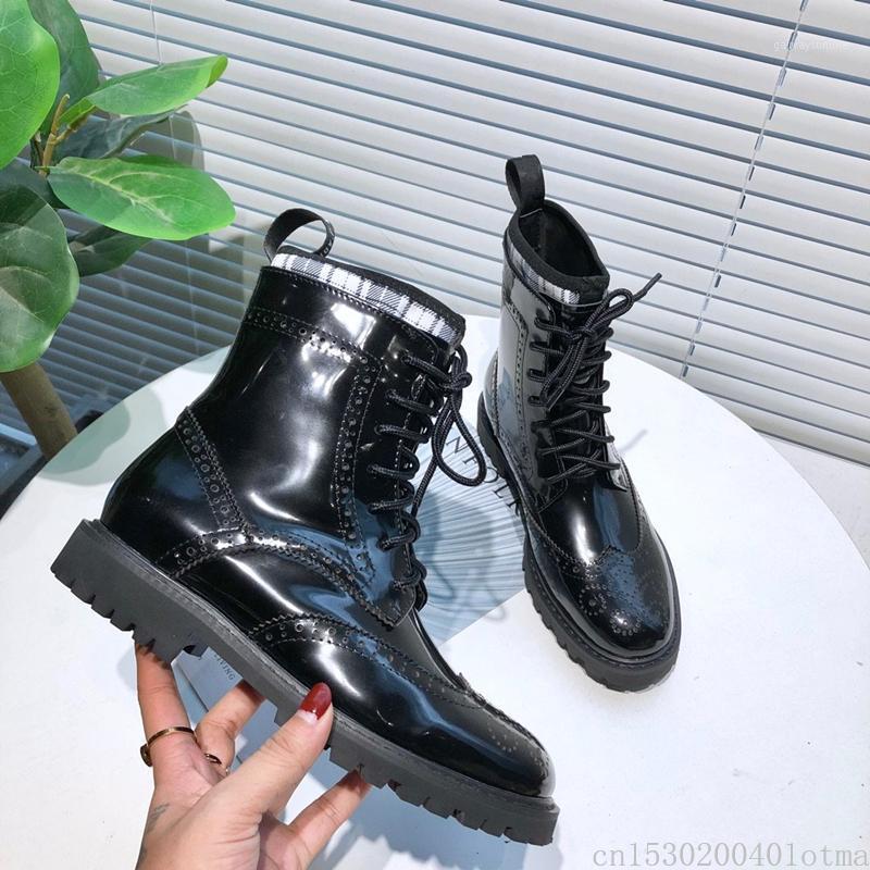 

Patent Leather Women Ankle Boots Fashion Embroidery Lace Up Patchwork Women Boots Autumn Winter Short 20211, As show
