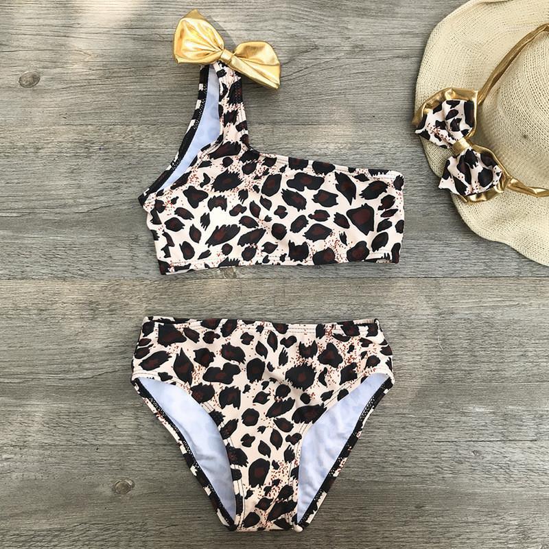 

Summer Baby Girls Bikini Set Split Swimsuit 2020 Leopard Off-shoulder Bow Two Piece Swimsuit Kids Clothing Outfits A4291