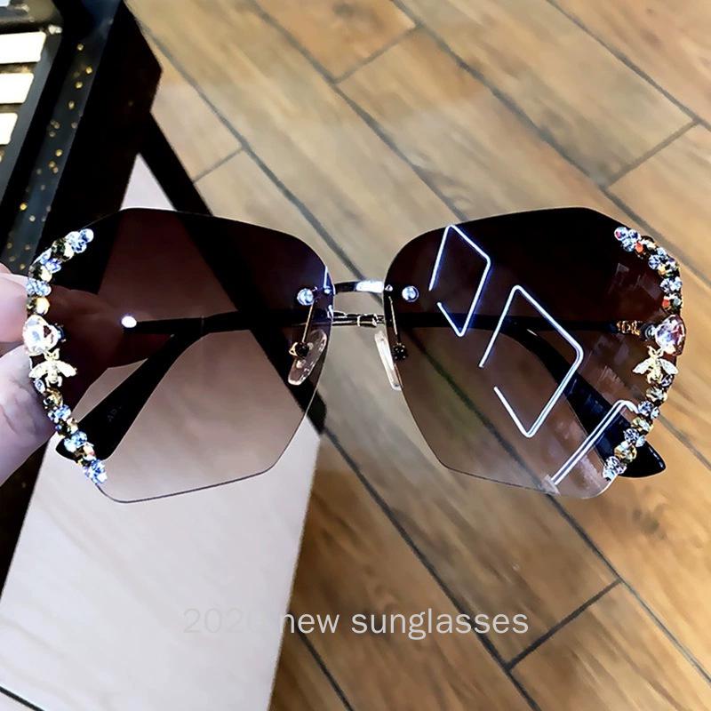 

Vintage Fashion Oversized Rimless Sunglasses Women Design Sexy Diamond Square Sun Glasses For Female NX