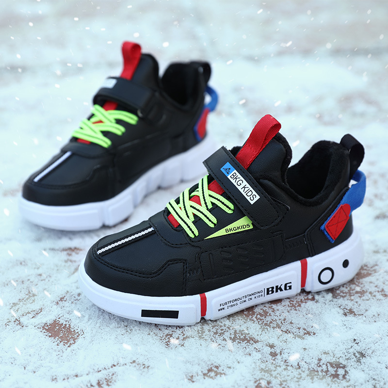 

Children's cotton-padded shoes 2021 winter new big boy child pupils plus velvet warm leather face sports shoes on behalf of, Black