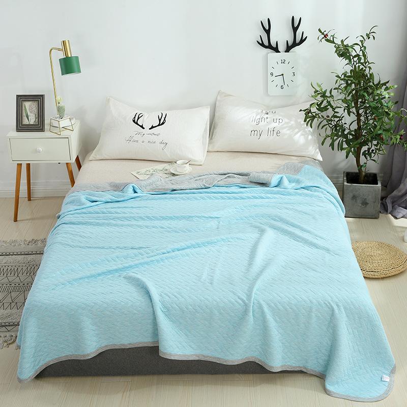 

Washable air conditioning Printed Adults comforter in summe