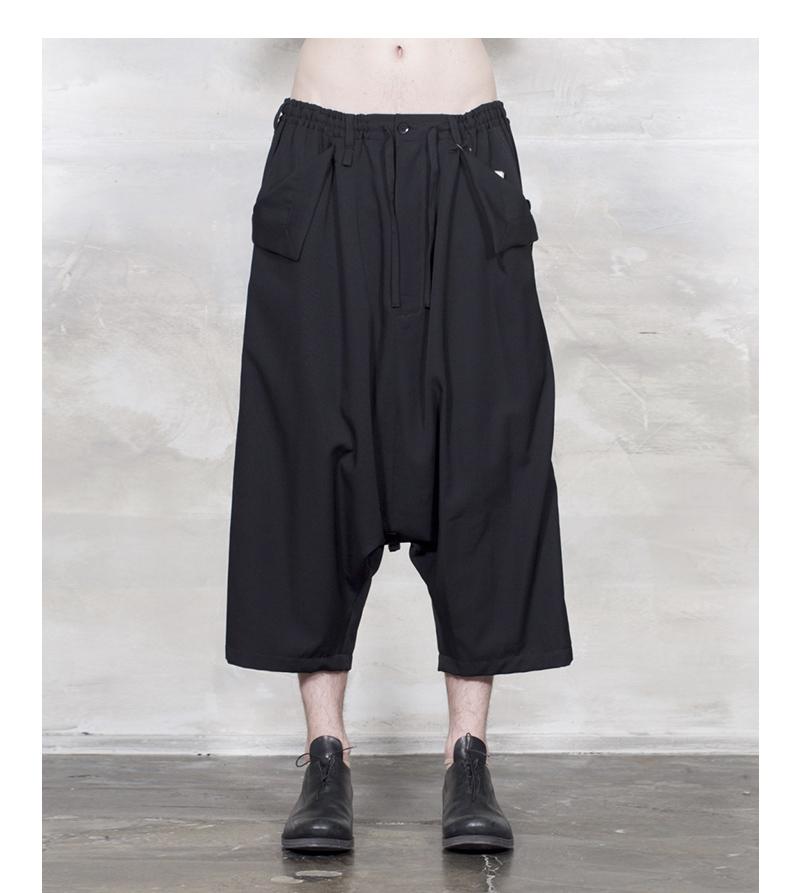 

Black harem pants inseparate cropped trousers side buckle structure loose tie original designer male
