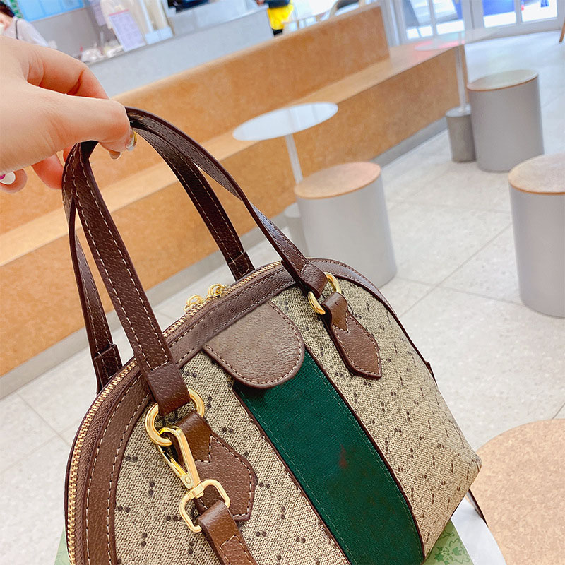 

Fashion Contrast Color Portable Bag Luxury Messenger Bags Womens Shell Handbag Designer Classic Red and Green Shoulder European American