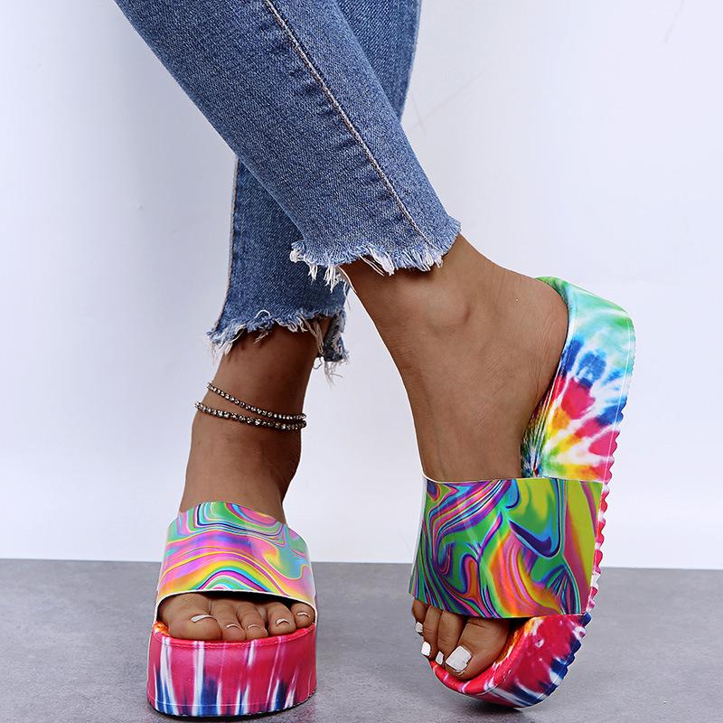 

Colorful Tie Dye Printed High-heel Flat Non-slip Beach Slipper Platform Sandals Outdoor Summer Flip Flop, Black