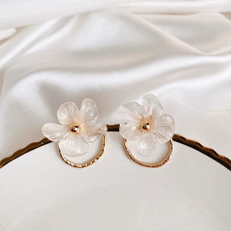 

New Design Sophisticated Needle Magical Clear Out Crystal Flower Petal Earrings Women Jewelry1