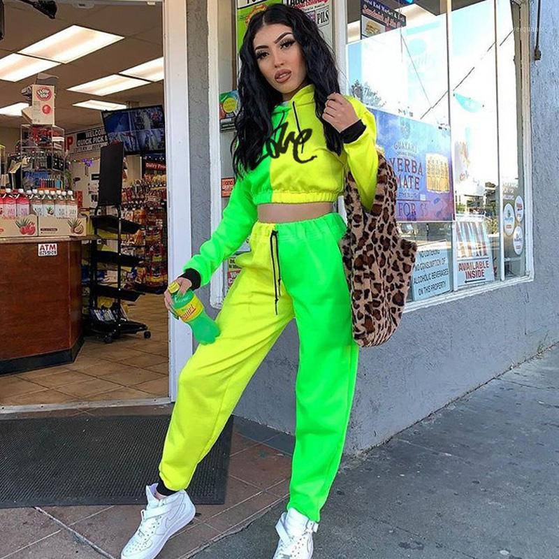 

Two Piece Dress Winter Women Matching Fluorescent Yellow Green Tracksuits Long Sleeves Hooded Crop Top Jogging Pants Suit Fall Street Outfit