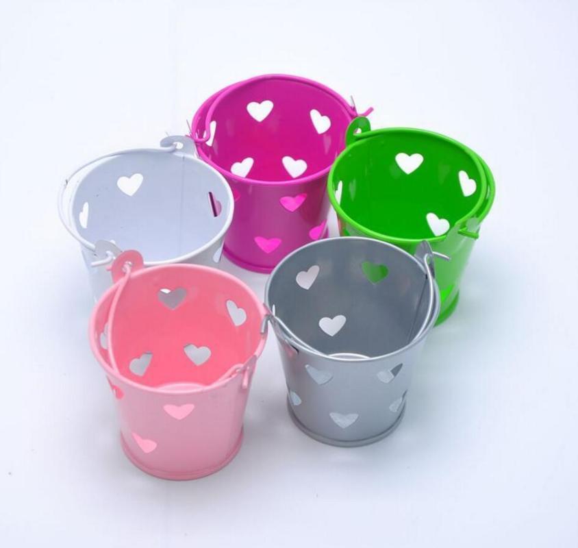 

20pcs Laser Cut Heart Mini Metal Buckets Chocolate Candy Box Boxes For Wedding Party Baby Shower Favor Gift Flower Decoration1