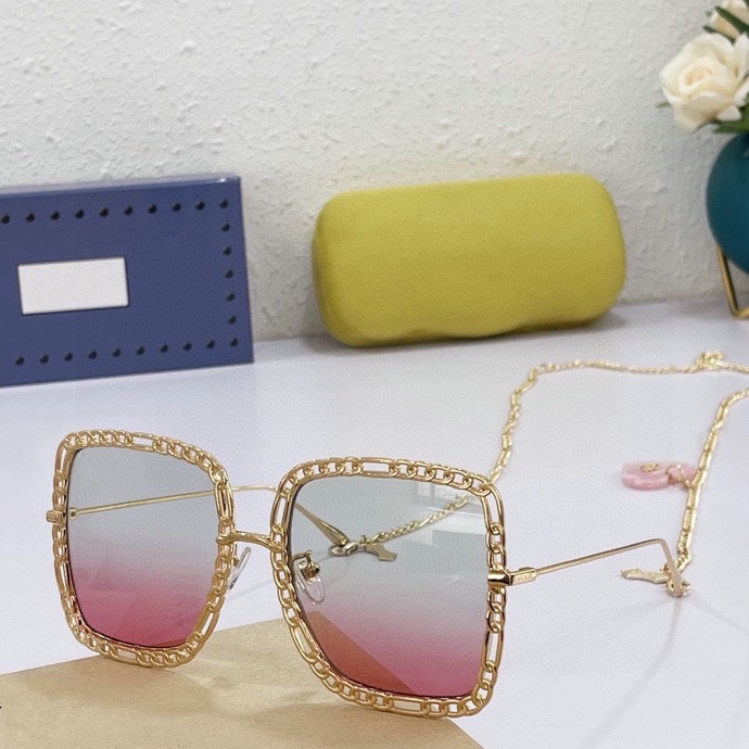 

2021 women men high quality sunglasses gold chian metal frame pink purple gradient lenses available with box