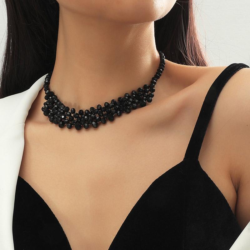 

Chokers Fashion Women's Handmade Beaded Black Crystal Necklaces For Ladies Grid Shape Geometric Necklace Party Jewelry Gifts