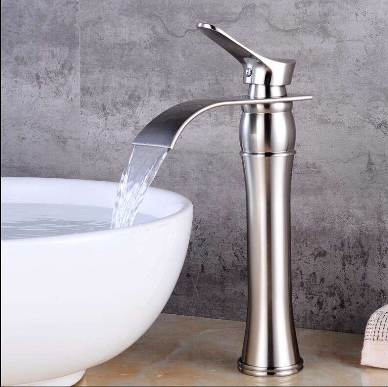 

Vidric Basin Faucets Modern Gold/Black Oil Bathroom Faucet Waterfall faucets Single Hole Cold and Hot Water Tap Basin Faucet Mix