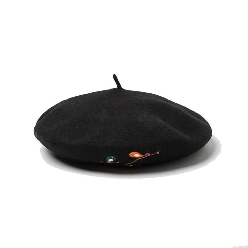 

2020 New Arrival Cartoon Vintage Warm Wool Winter Women Beret French Artist Beanie Hat Cap For Women Spring Autumn Hats, Black