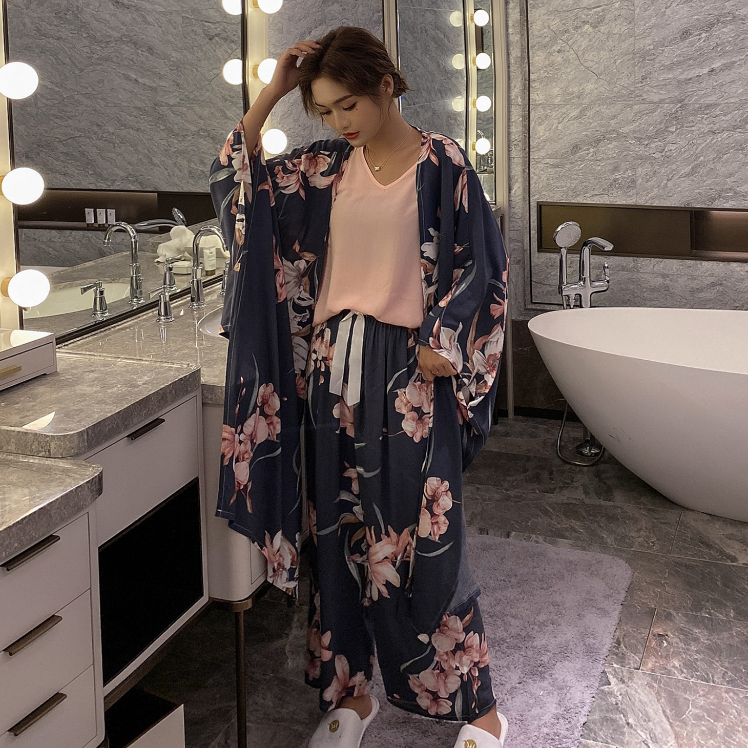 

2021 Great Sheet Printing Shorts Pyjamas Combined with Dressing Gown for Women Comfortable Suit Cotton Robe Four Women's Pajamas P4sk, Four pcs set1