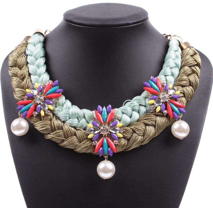 

Chokers Fashion Design 2021 Cotton Braided Flower Necklace Big Chunky Simulated Pearl Pendant Choker Collar Necklaces For Women