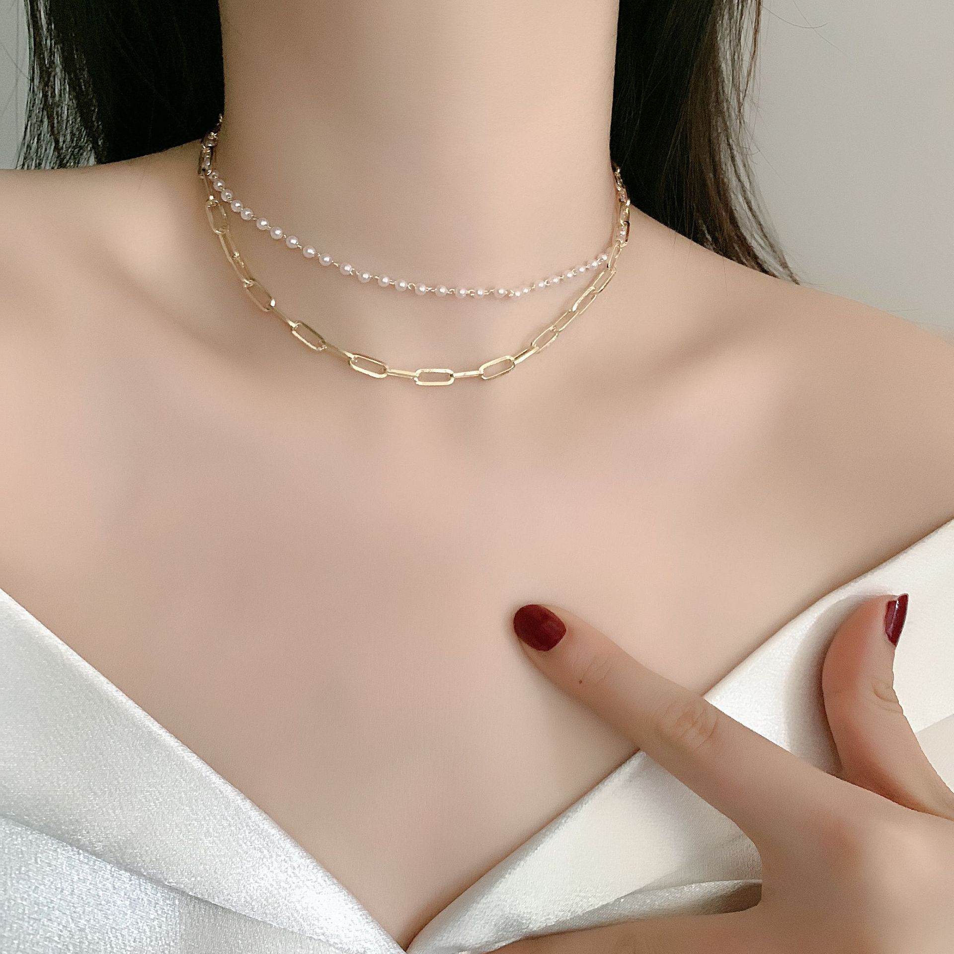

Women Vintage Double-layer Pearl Chain Necklace French Stacking Multi-layer Fashionable Clavicle Chain Necklace Gold Silver Jewelry
