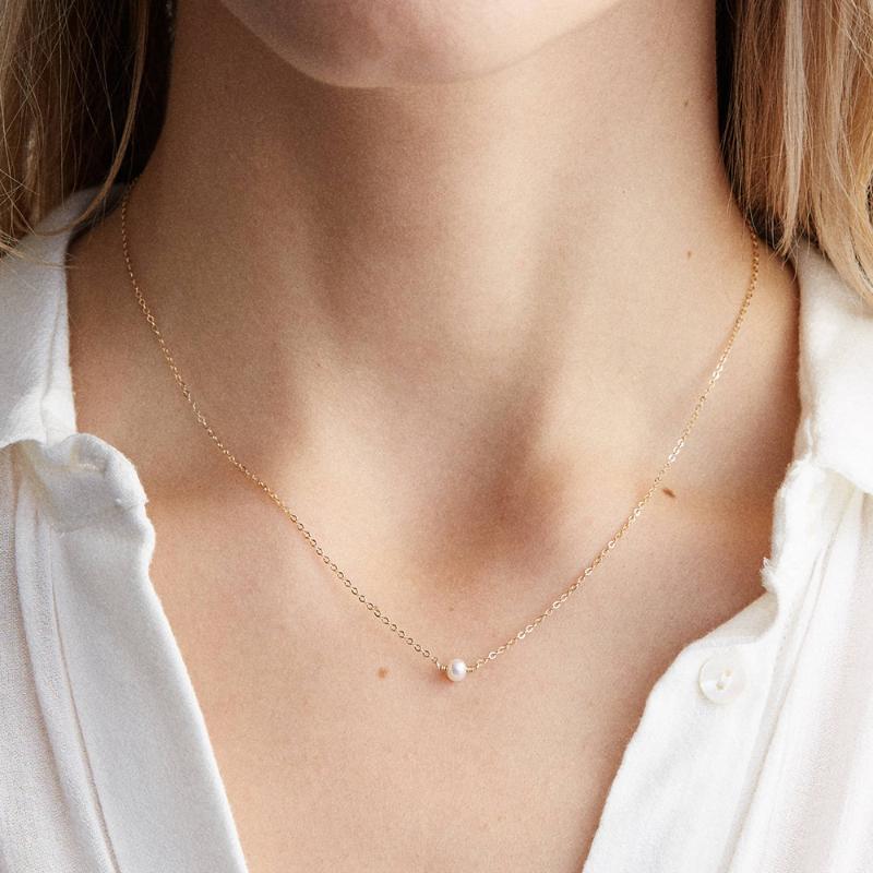 

Chains Trendy Women Pearl Necklace Accessories Simple Stainless Steel Elegant Pendant Jewelry Gift