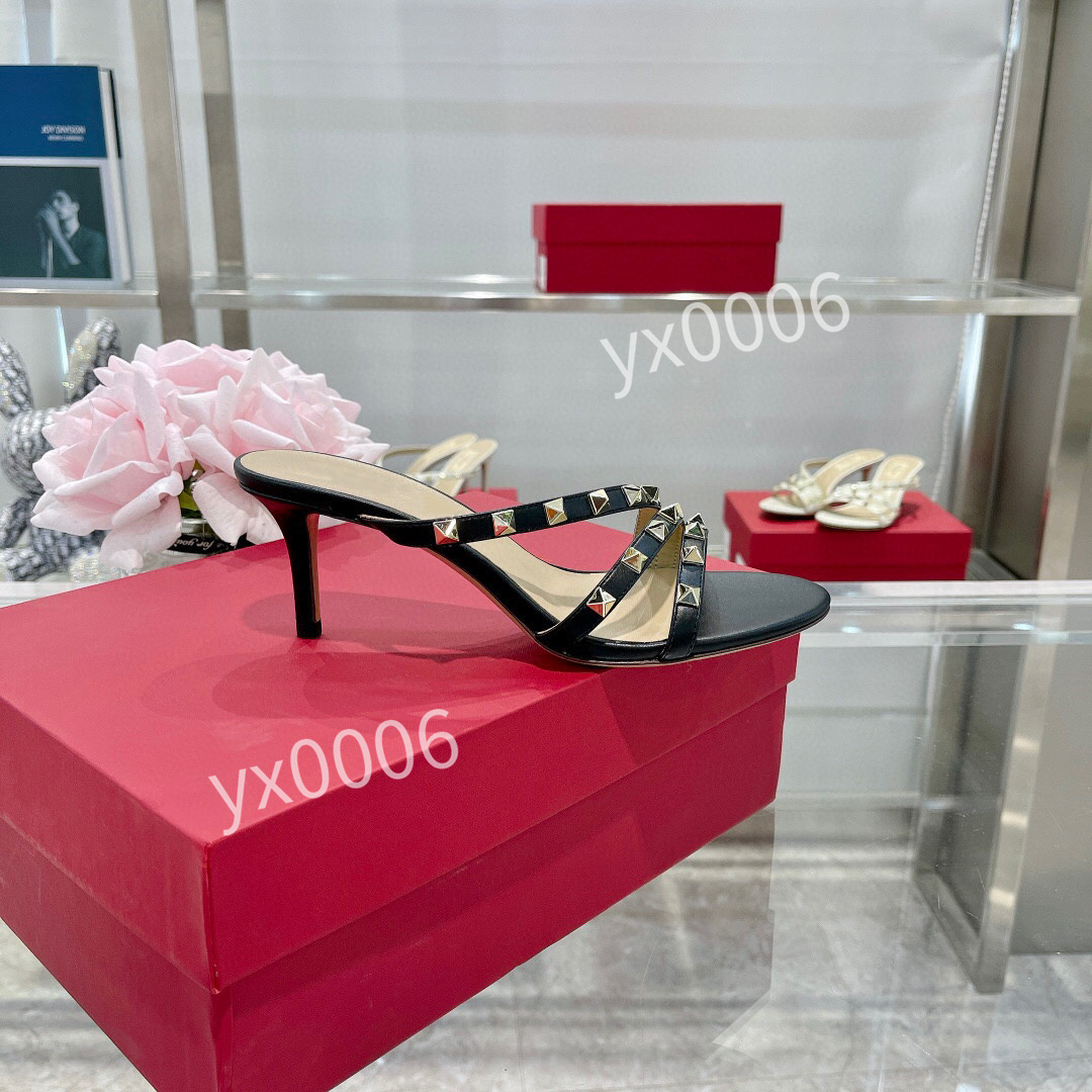 

2021 Men Americ Leather Sneakers High Quality Patent Leather Flat Trainers Black Mesh Lace-up Casual Shoes Outdoor Runner Trainers yh211129, Choose the color