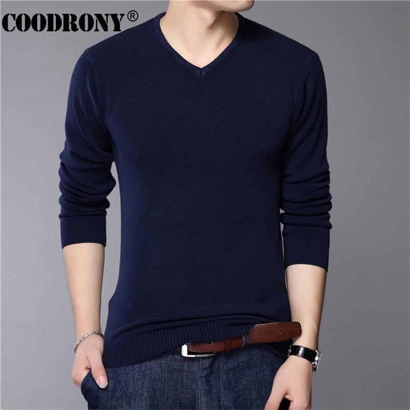

COODRONY Casual Slim Fit Sweater Men Classic Pure Black Pullover Men Solid Color V-Neck Pull Homme Cashmere Wool Sweaters Shirts 201203, Light grey