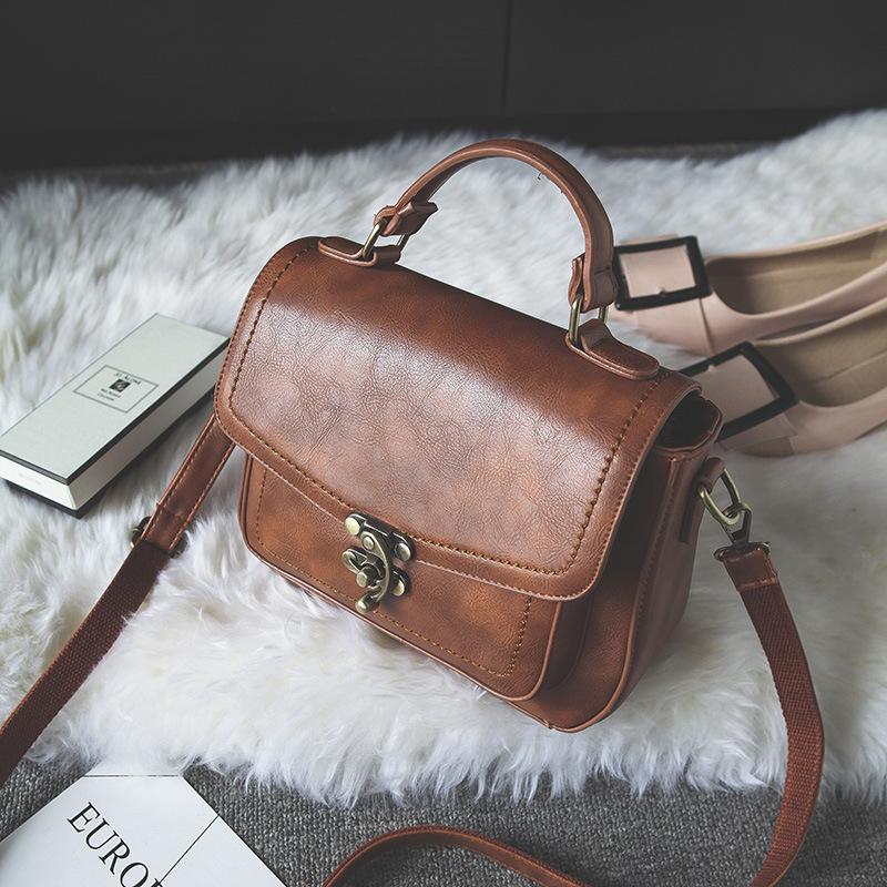 

2021 Luxury Women Handbags Fashion Retro Shoulder Messenger Bag Elegant Ladies Phone Bag Purse Wide Shoulder Strap Crossbody, Brown