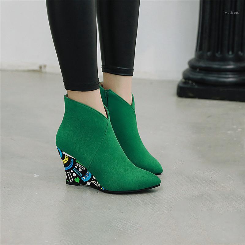 

YMECHIC Fashion Suede Wedge Heel Womens Shoes Green Black Orange Purple Print Wedges Winter Ankle Boots Pointed Toe Bootie 20201
