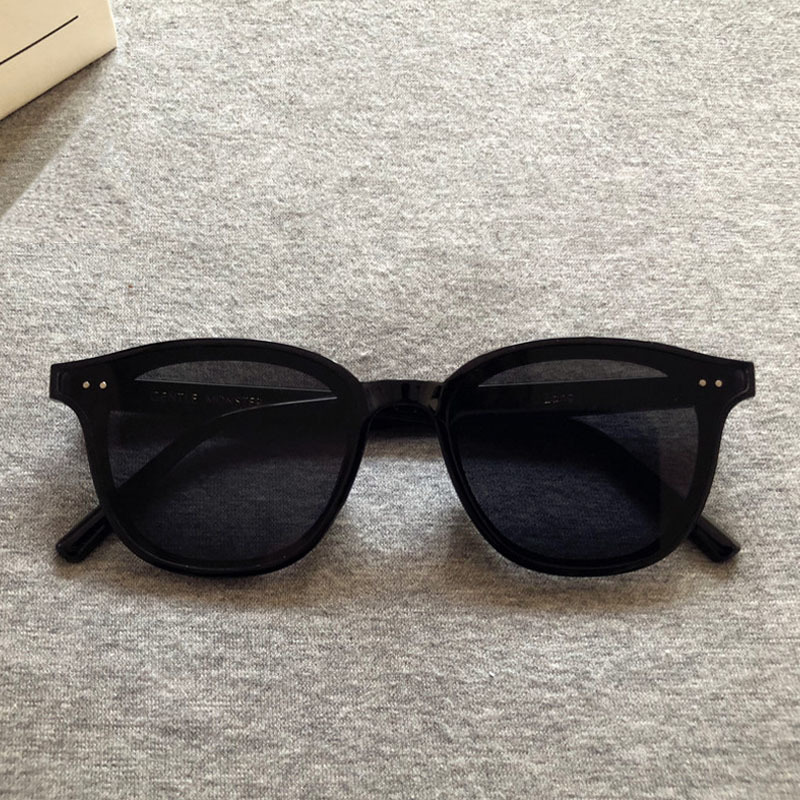 

2021 New Women Brand Designer Sunglasses Fashion Lady Gentle Oval Sun glasses Vintage Monster Sunglasses Retro UV Glasses Lang Q0121