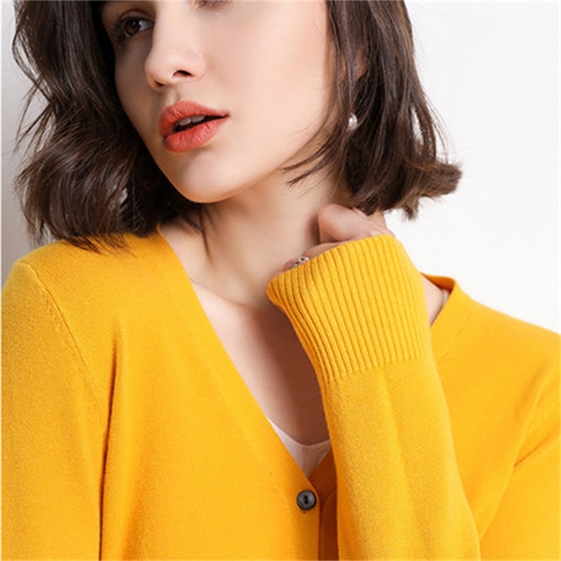 

2021 New sweater cardigan women's winter clothes nylon casual flat mesh spring in short v all-match woman's knitted jacket TF2E, Gray.
