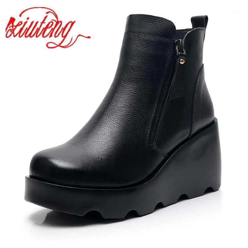 

Xiuteng 2020 Short Boots Female National Style Retro Women's Boots 2020 Winter New Leather Wedge With Thick Sole Flat Shoe1, Xt00209-cotton black