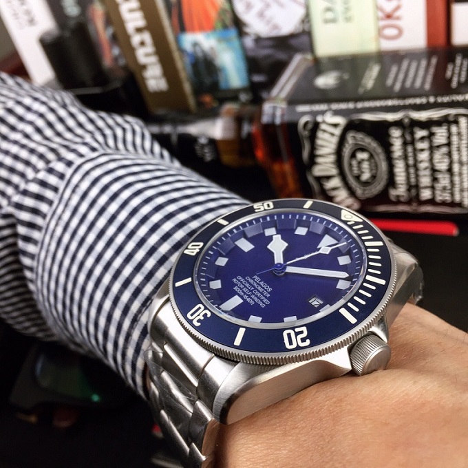 

Men Automatic Mechanical Movement Blue and Green Outdoor Sport Wristwatch 42mm Luxury Stainless Steel Free shipping