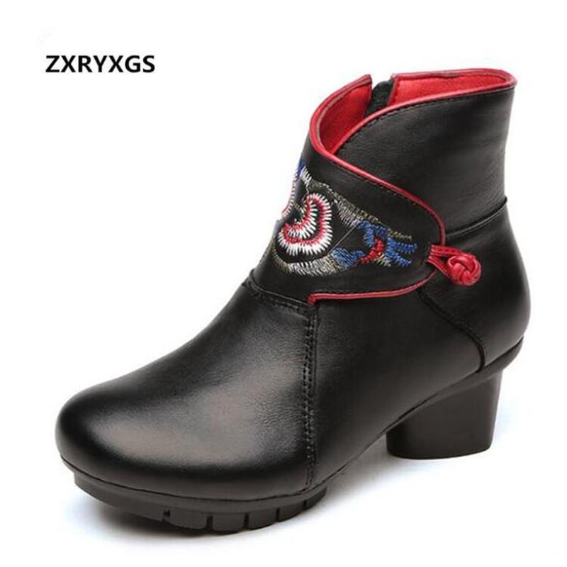 

2020 New Cowhide Embroidered Autumn Winter Boots Women Shoes Thick with Short Tube Women's Boots Real Leather Shoes Snow, Black winter boots