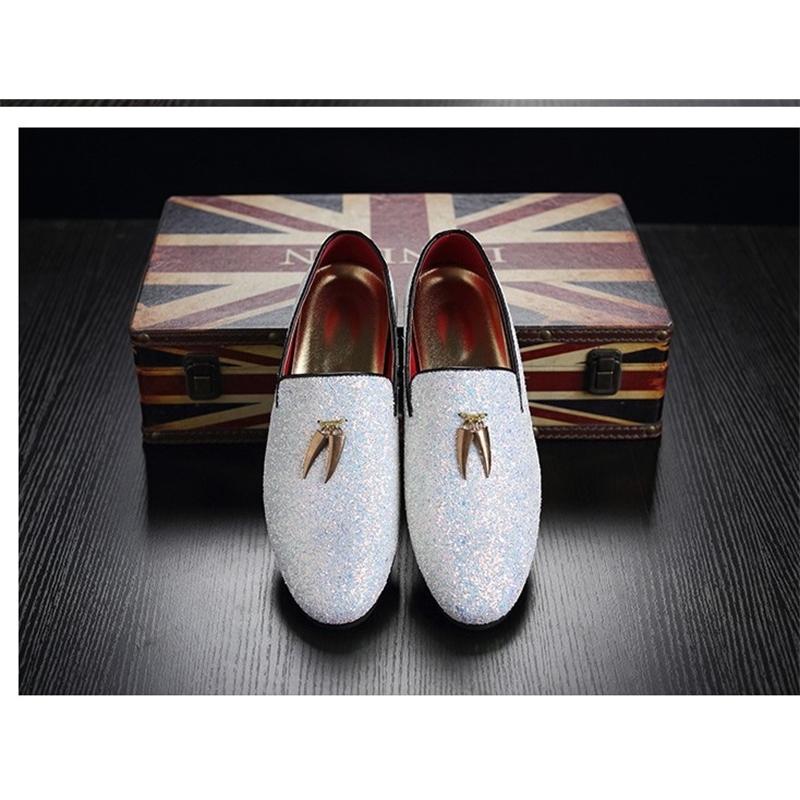 

2020 Spring Men's White Summer Wedding Leather Free Slide in Causal Shoes Apartments A78l, The picture