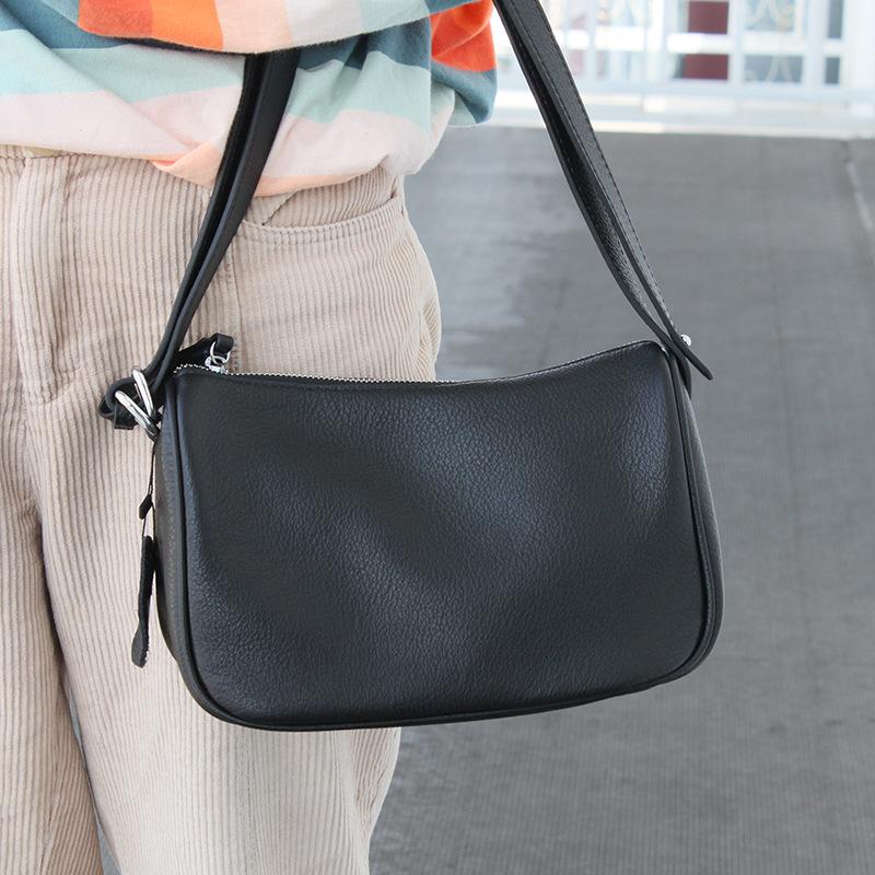 

Handbags Female Small Bags 2021 New Genuine Leather Armpit Baguette Bag Fashion Designer Shoulder Messenger Bags For Women Black